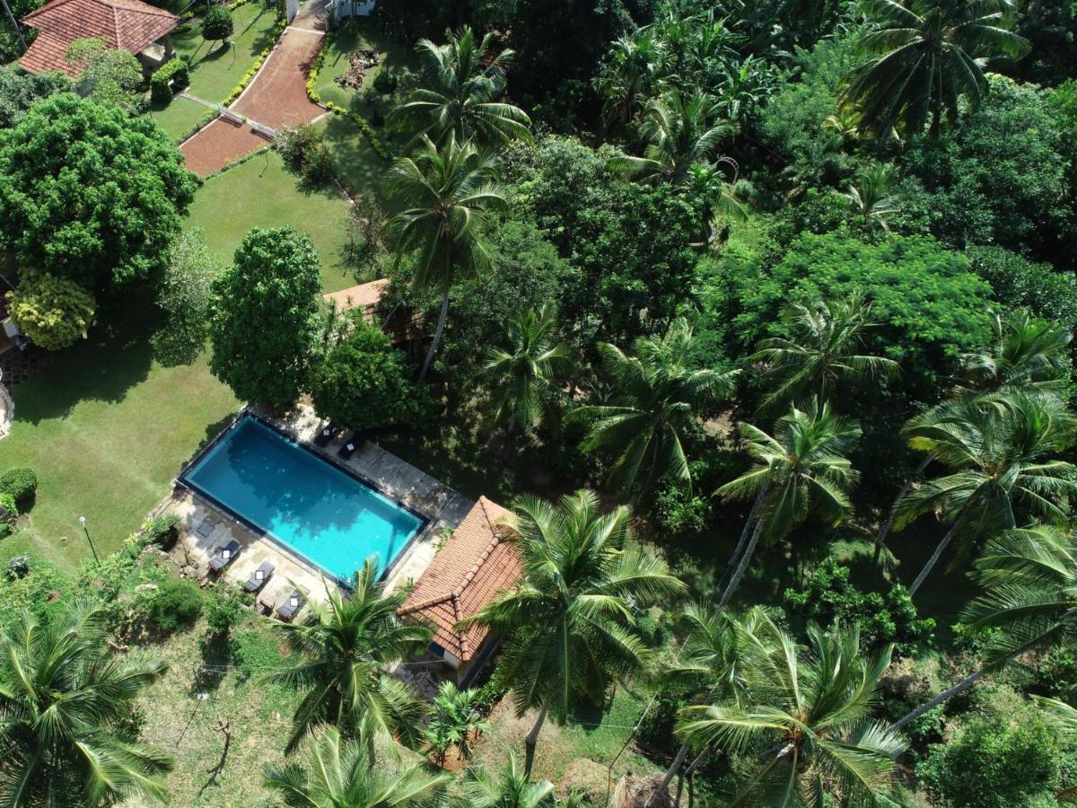 Thalpe Walawwa Heritage Villa Unawatuna Exterior photo