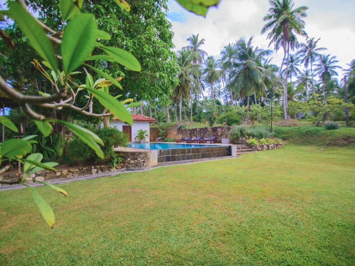 Thalpe Walawwa Heritage Villa Unawatuna Exterior photo